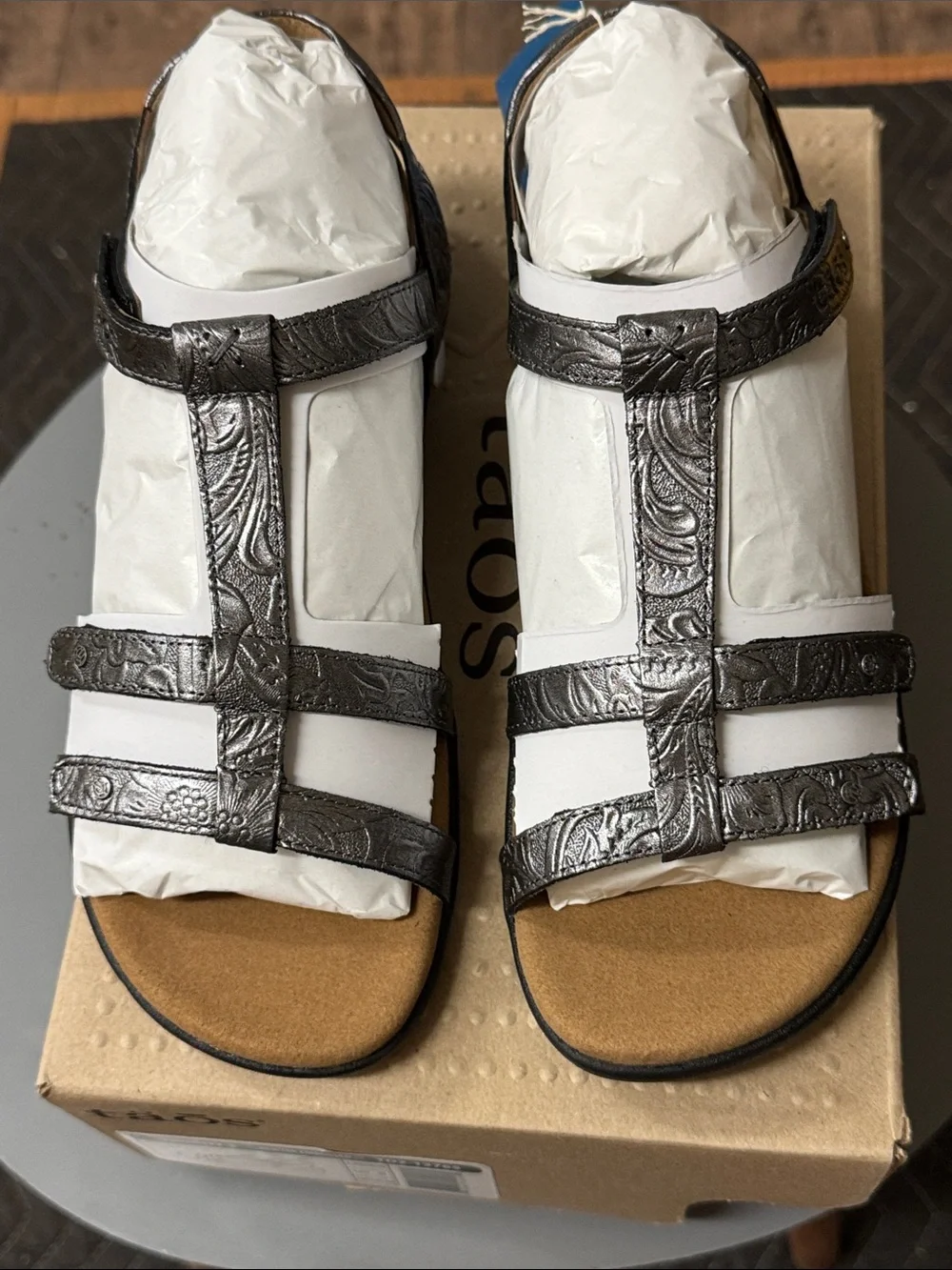 Taos women’s sandals (style) TROPHY 2 (color) PEWTER EMBOSSED